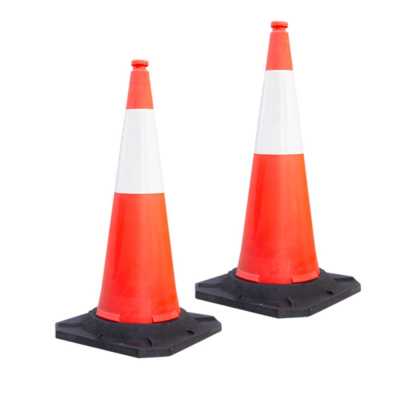 100CM HEAVY DUTY BLACK BASE TRAFFIC SAFETY CONE WITH REFLECTIVE SLEEVE